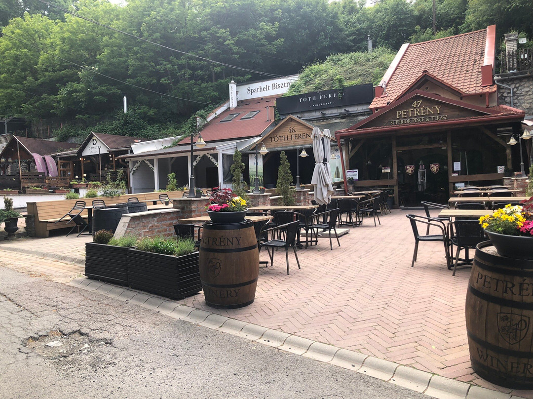 Valley of the Beautiful Women-埃格尔必去景点