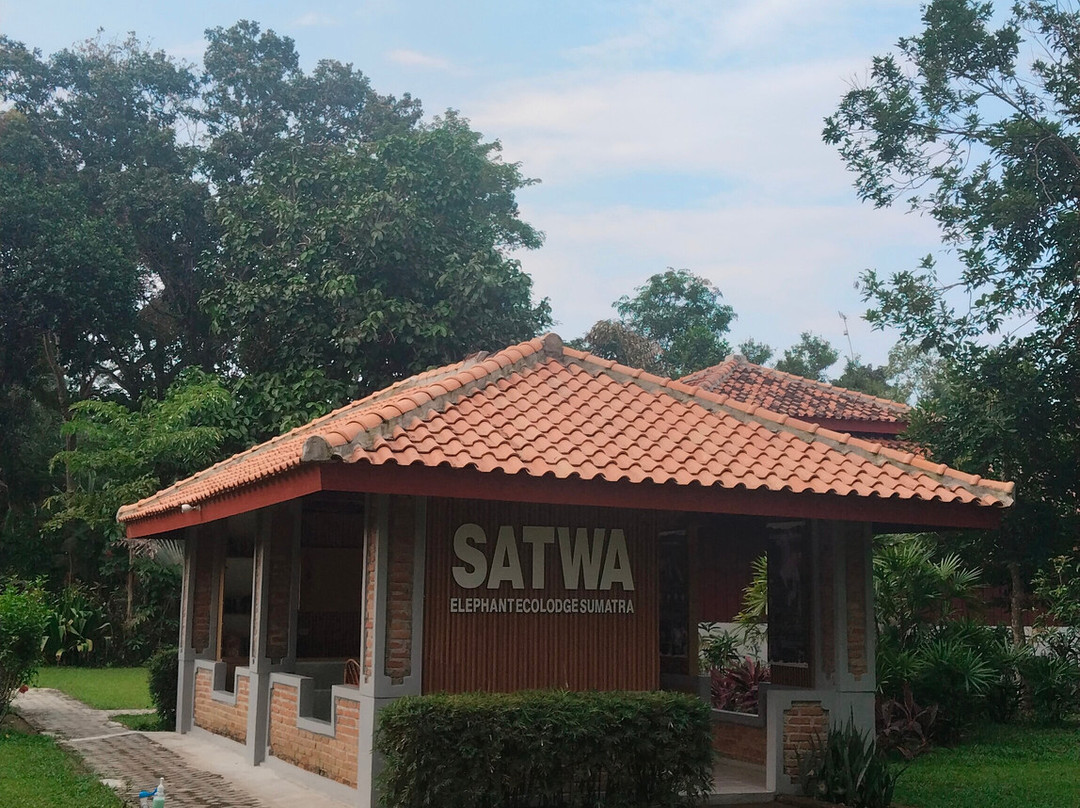 萨特沃大象生态酒店主图