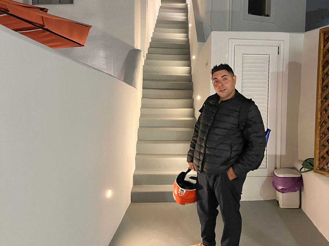 Thallos Cave House and Apartments主图