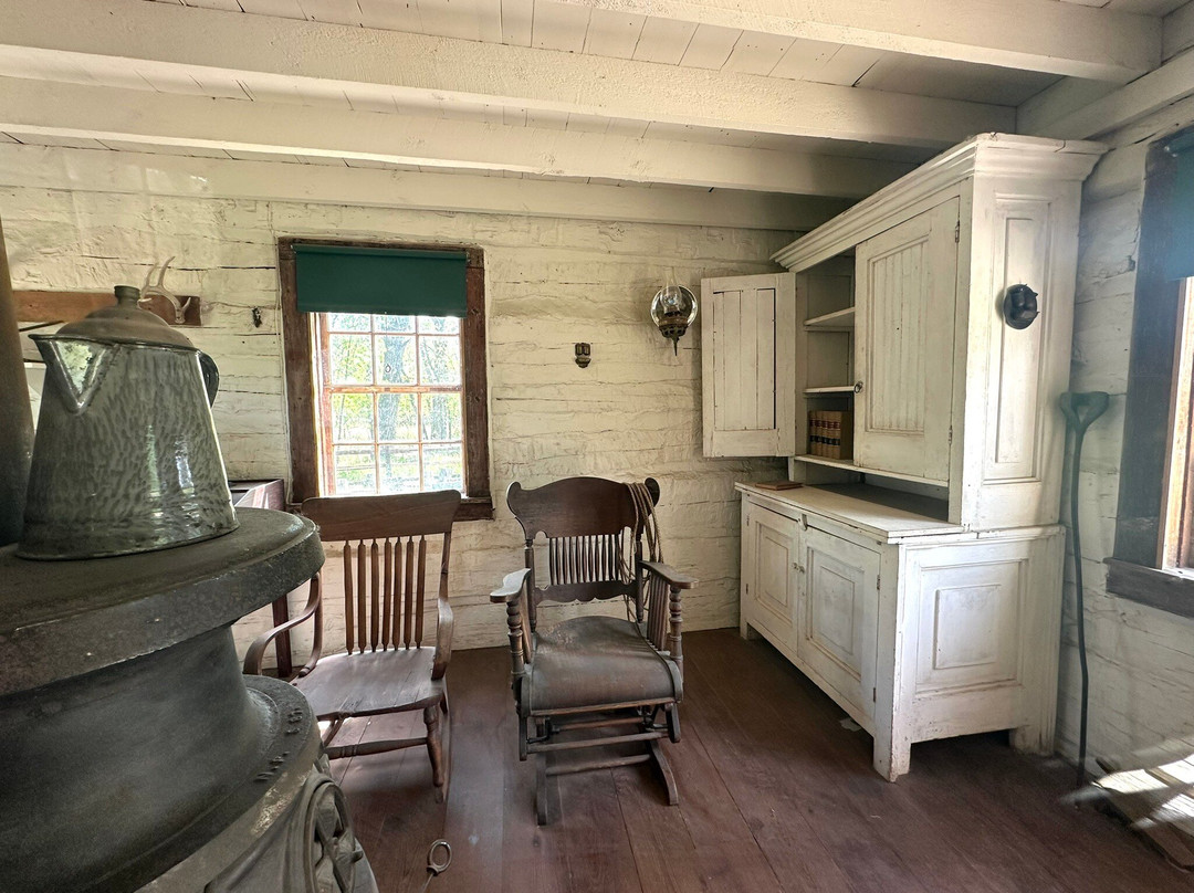 Maltese Cross Cabin-Medora必去景点