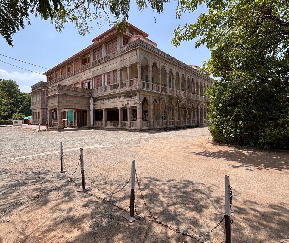 Nilambag Palace Hotel主图