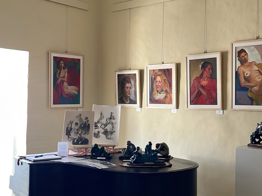 George Fenech Art Museum And Gallery-梅雷赫必去景点