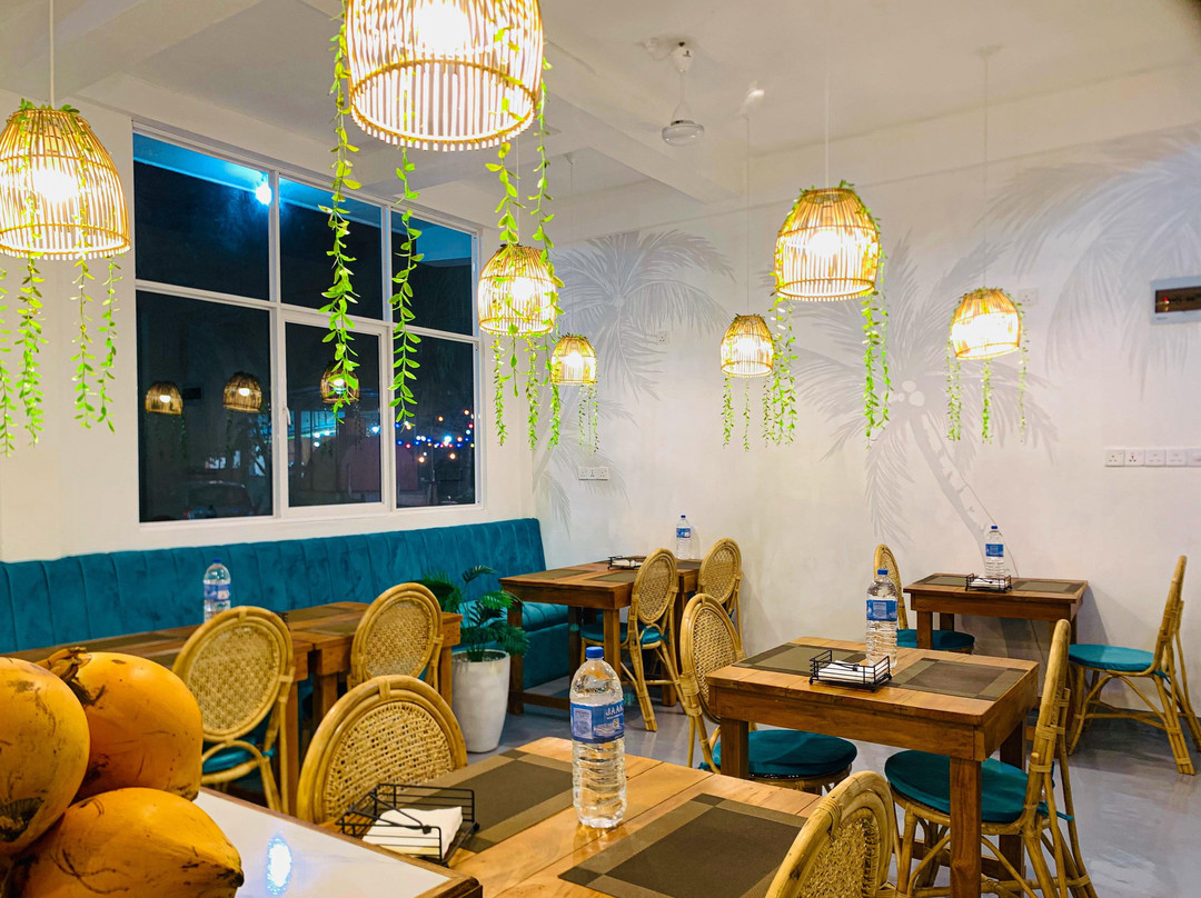 Saffron Lounge - Alas Garden