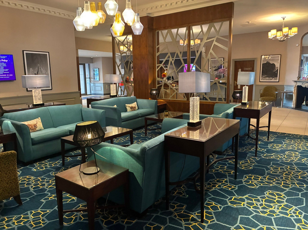 阿伯丁机场蓟酒店主图