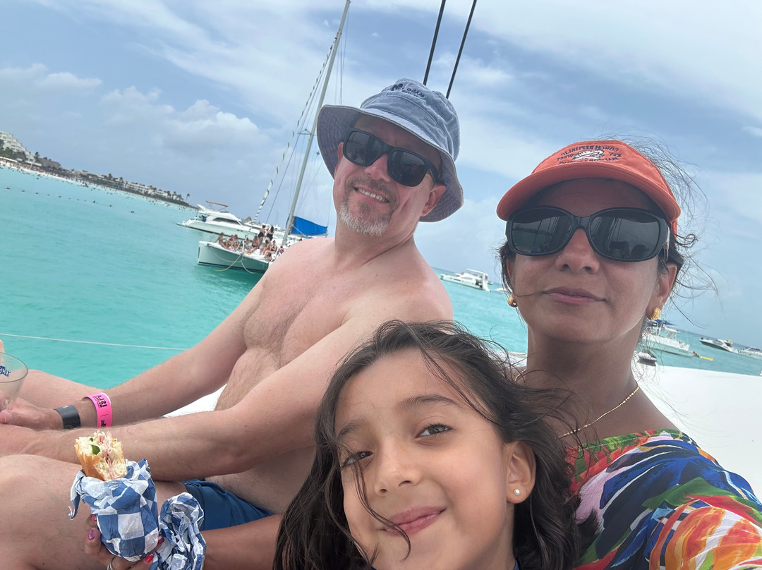 Cancun Adventures - Luxury Sailing & Snorkeling-普拉亚德尔卡曼必去景点