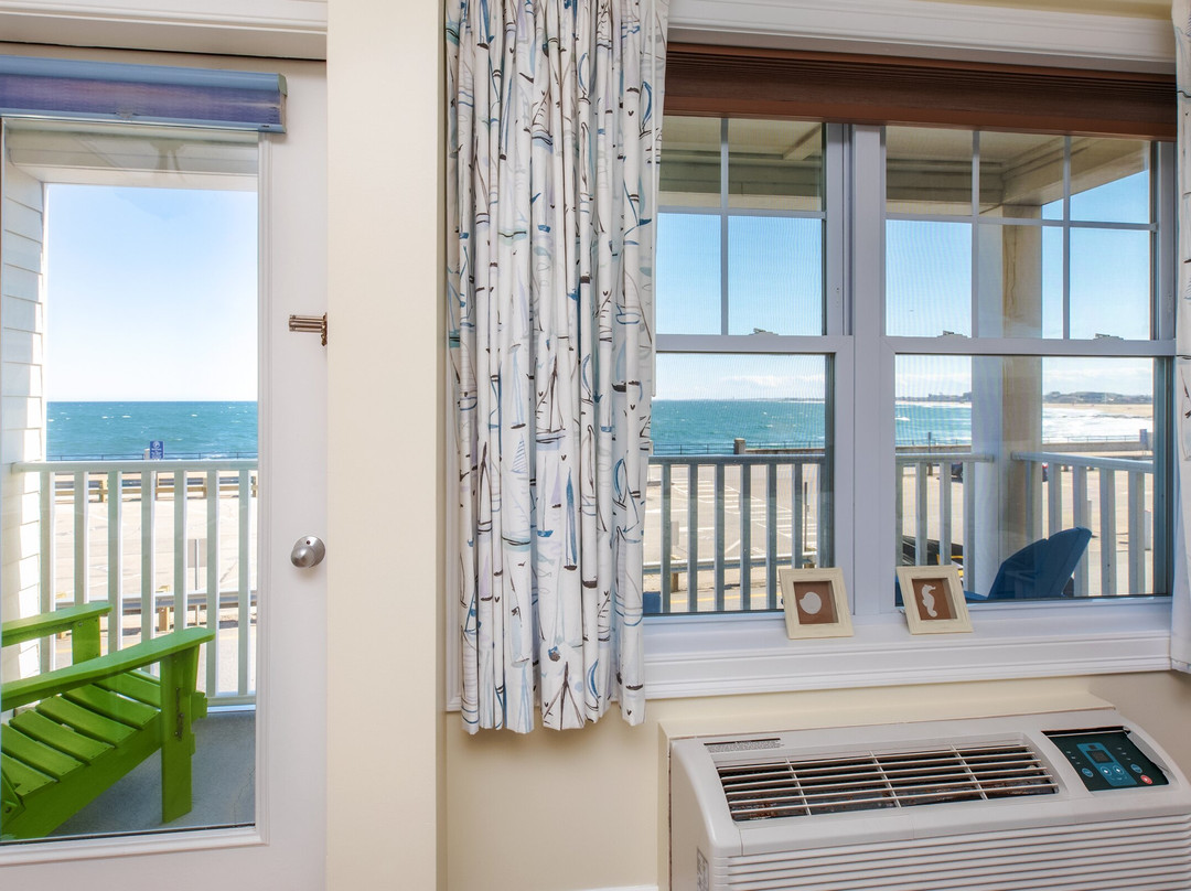 Atlantic Breeze Suites主图