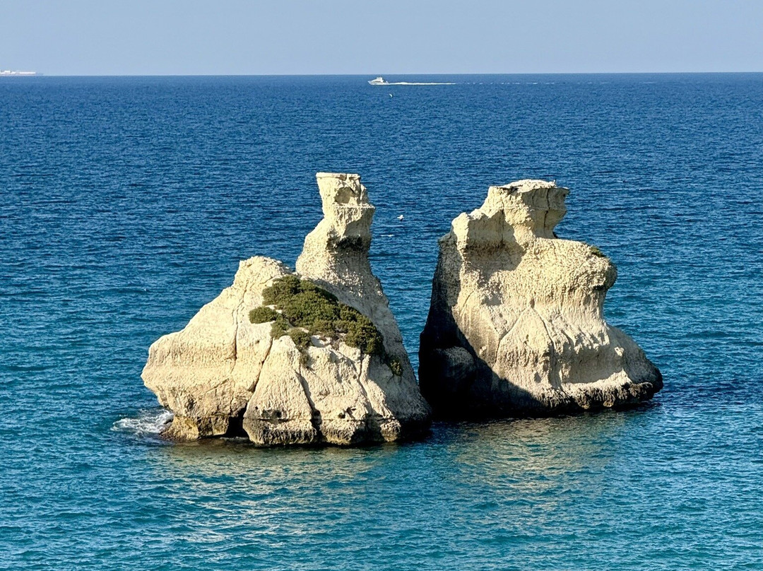 Le Due Sorelle-Torre dell'Orso必去景点