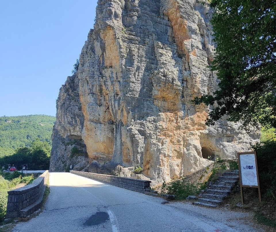 Pavlou Travel-约阿尼纳州必去景点