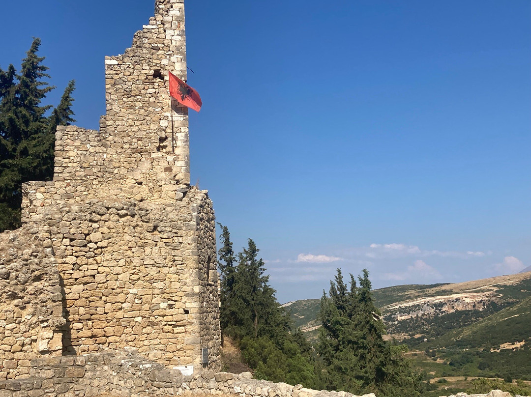 Kaninë Castle-夫罗勒必去景点