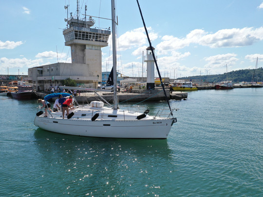 Good Captain-瓦尔纳必去景点