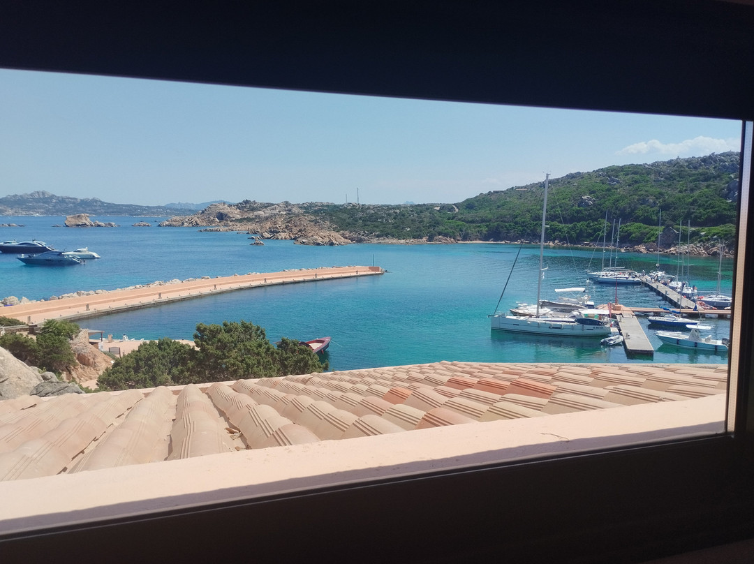 Hotel Cala Lunga主图
