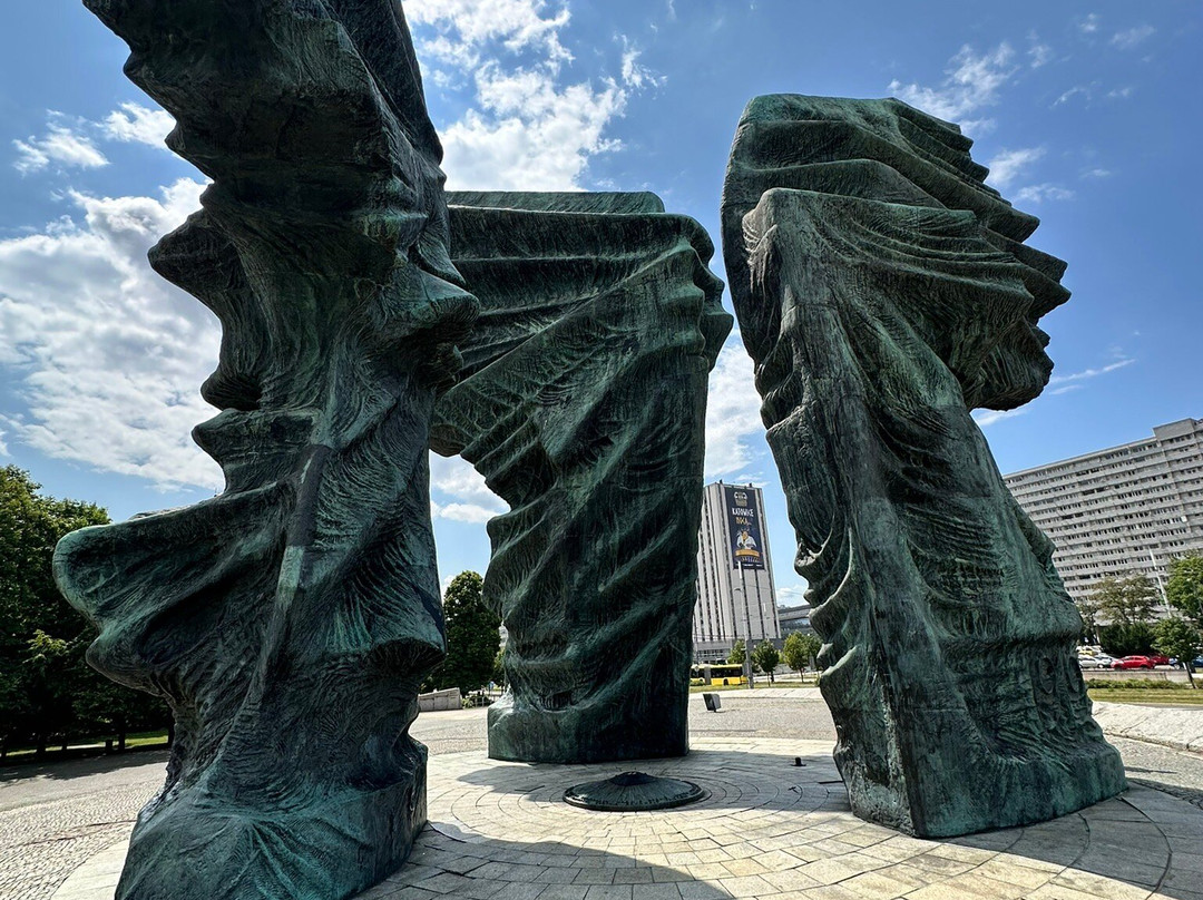 Silesian Insurgents' Monument (Pomnik Powstancow Slaskich)-卡托维兹必去景点