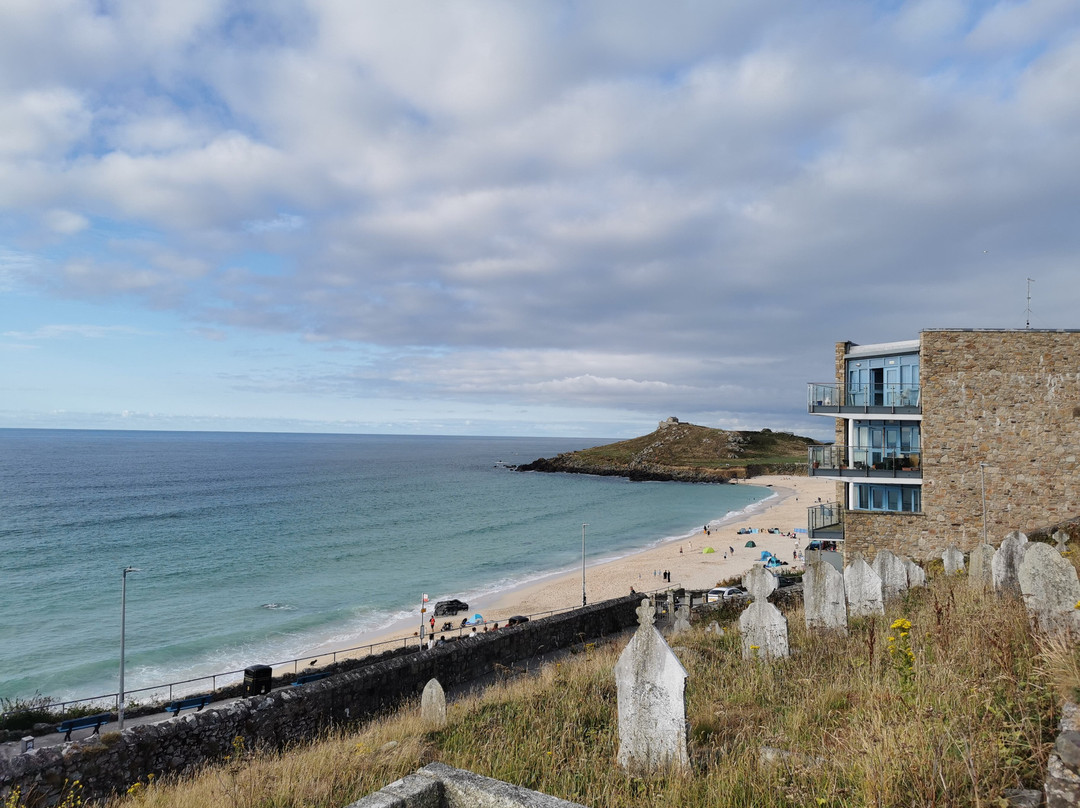 Barnoon Cemetery-圣艾维斯必去景点