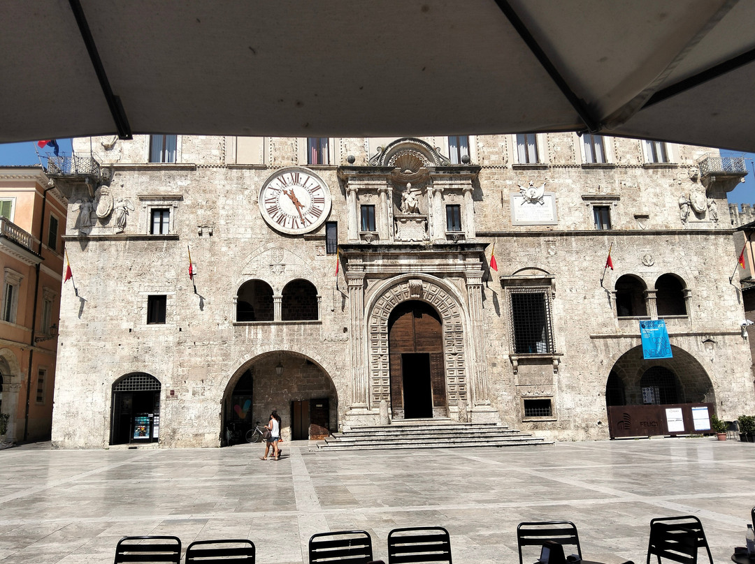 Piazza del Popolo-阿斯科利皮切诺必去景点