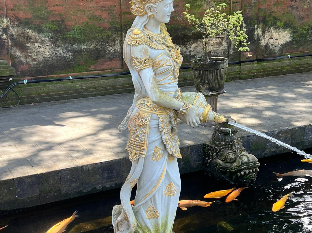 Pura Tirta Empul Segara Merta Sari-沙努尔必去景点