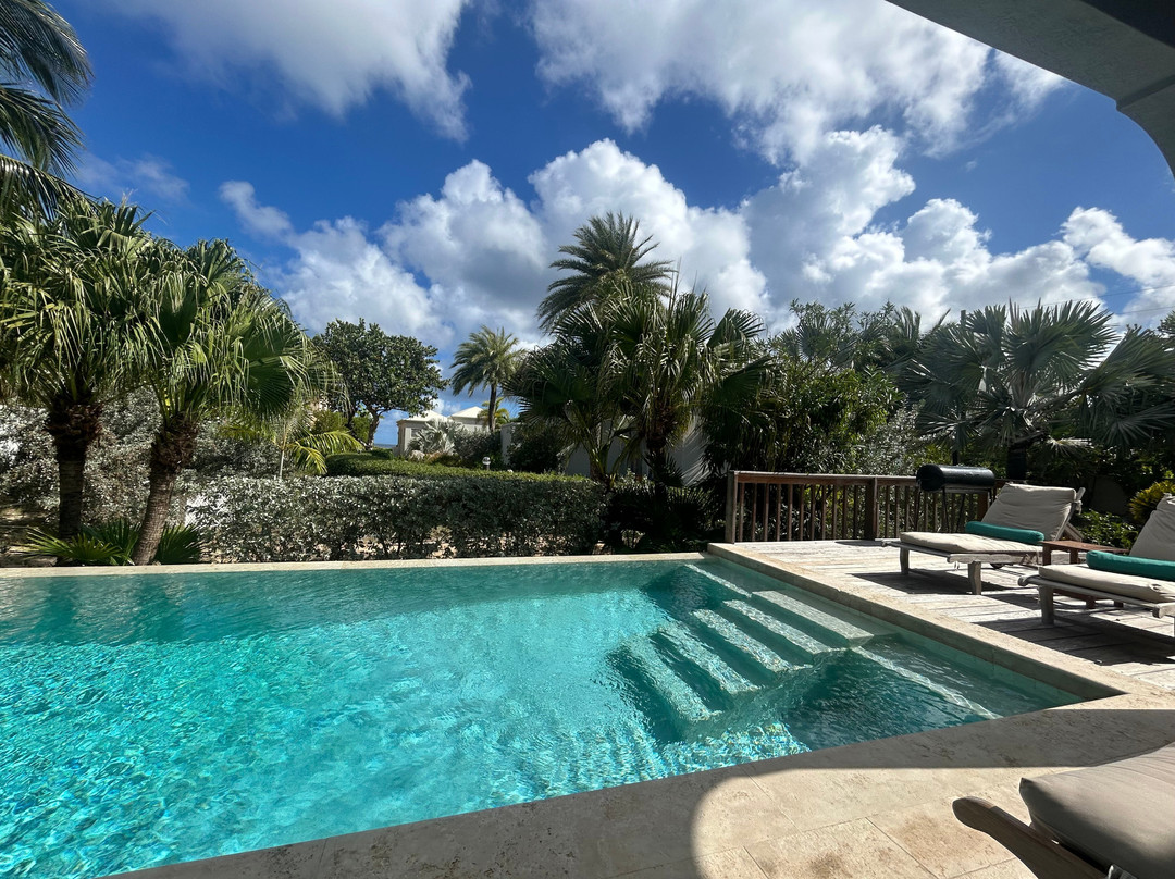 Meads Bay Beach Villas主图