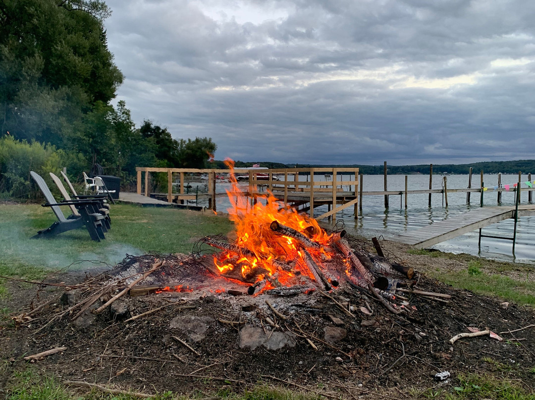 Maple Springs Lake Side Inn主图