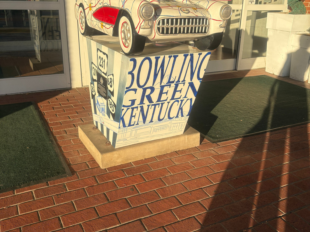 大学广场保龄格林假日酒店主图