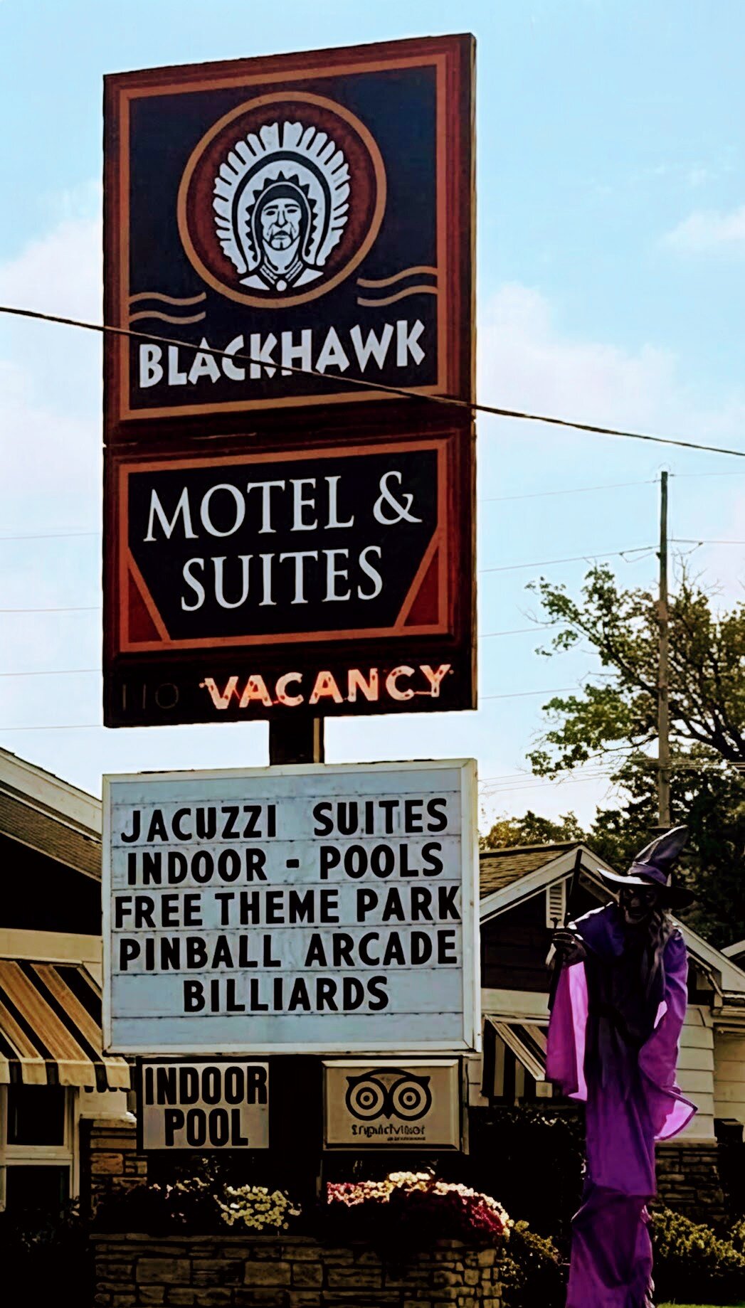 黑鹰汽车旅馆-官方