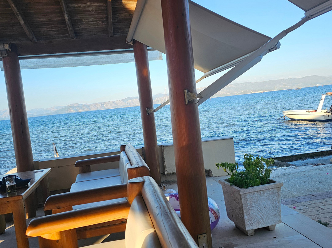 Seafront Apartments Corfu主图