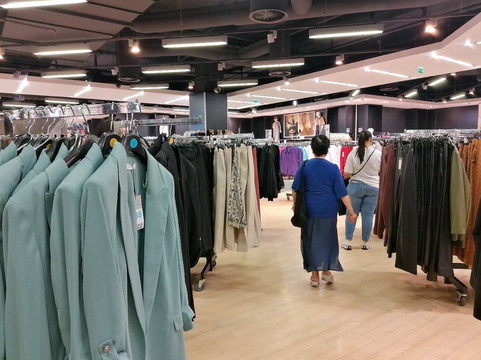 L'Avenue 83-La Valette-du-Var必去景点