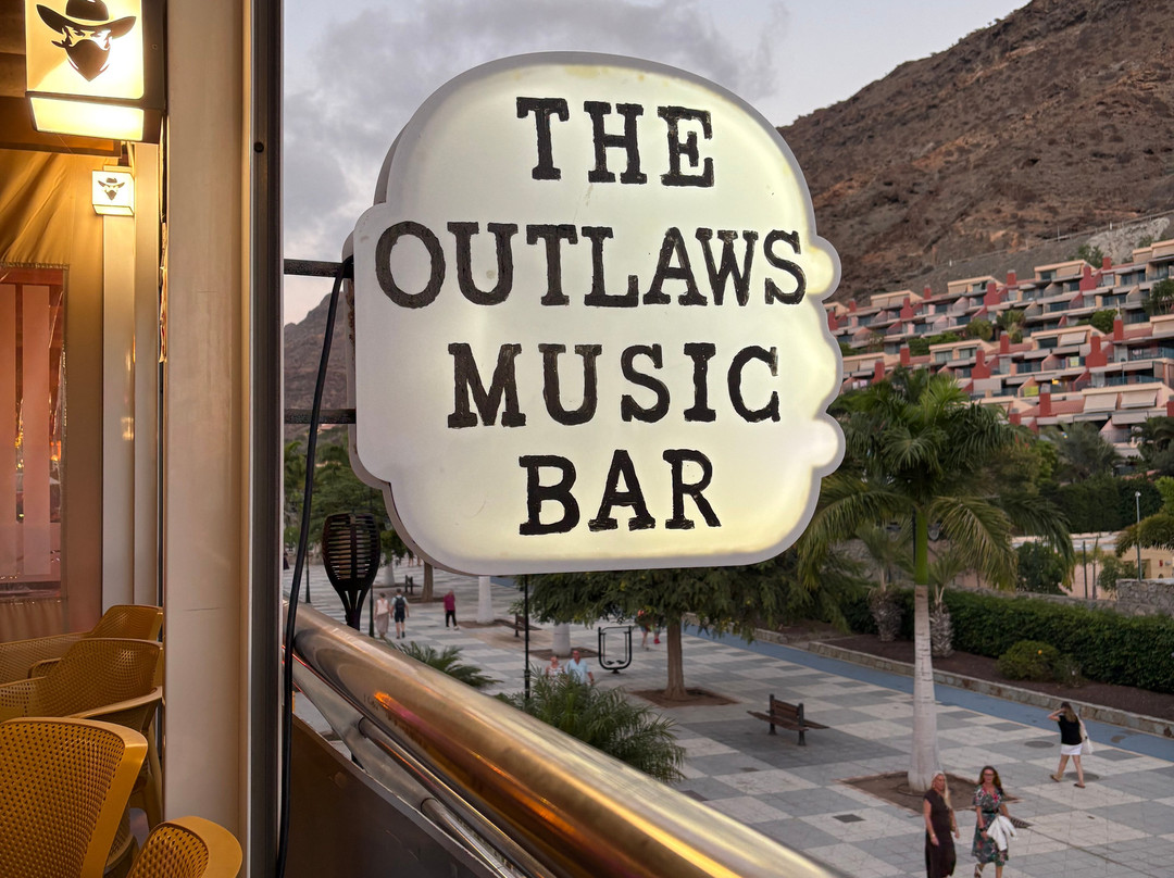 The Outlaws Bar-Mogan-莫干港必去景点
