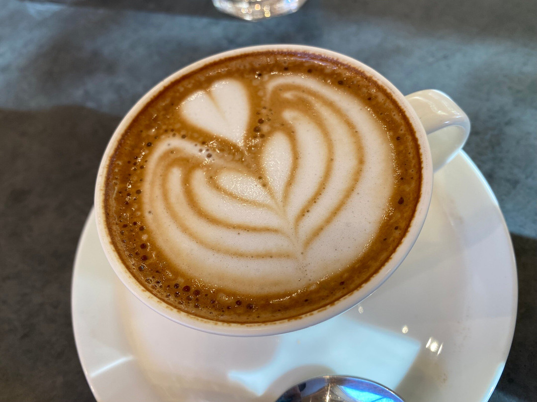 Getsu Japanese Restaurant & Cafe