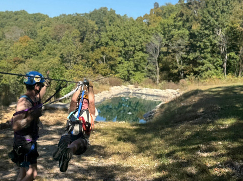 Eureka Springs Zipline-尤里卡斯普林斯必去景点