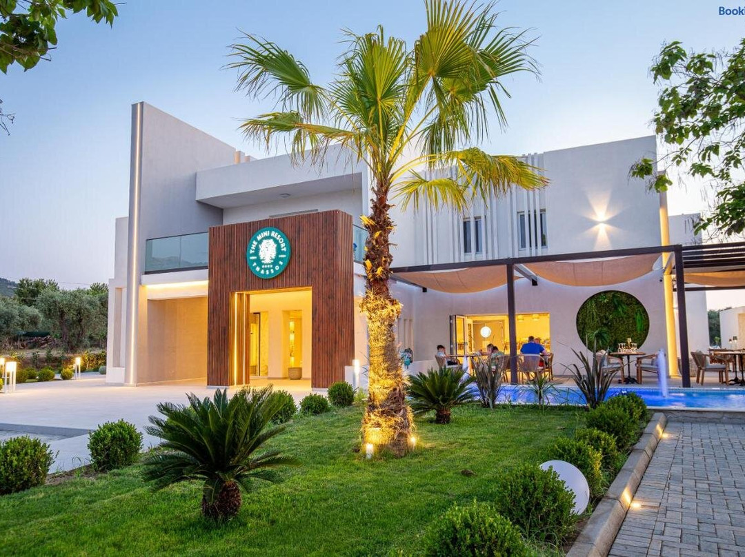 The Mini Resort