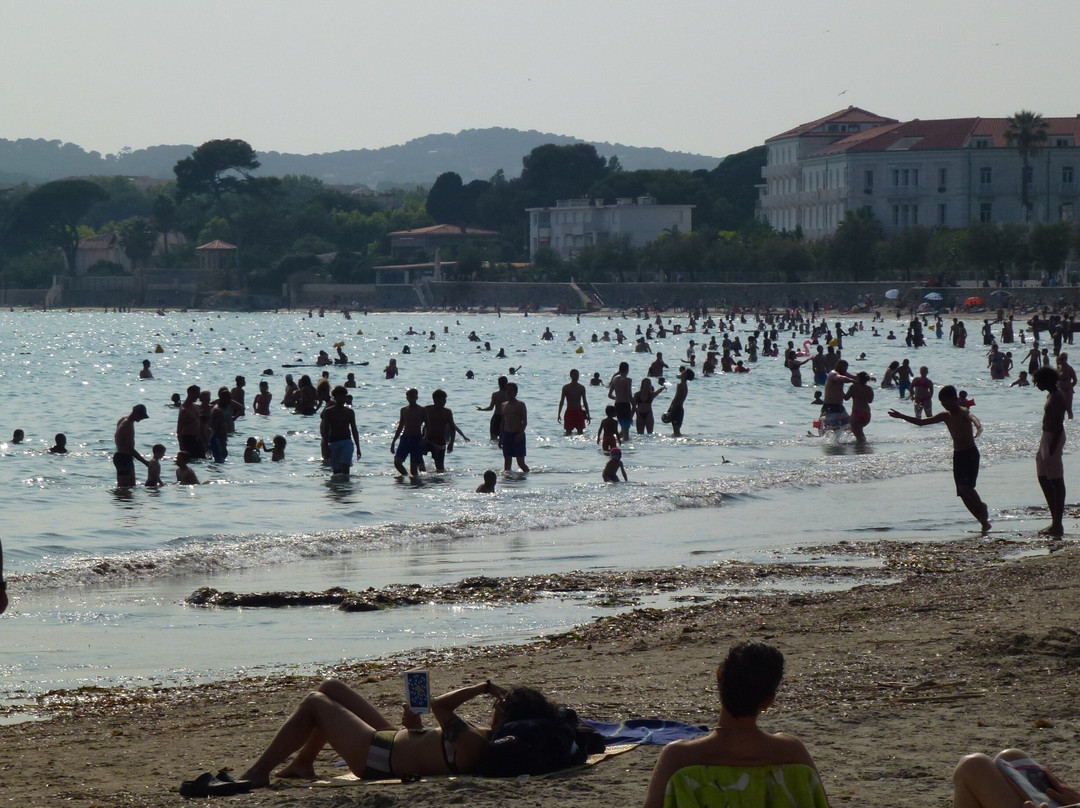 Plage des Sablettes-滨海拉塞纳必去景点