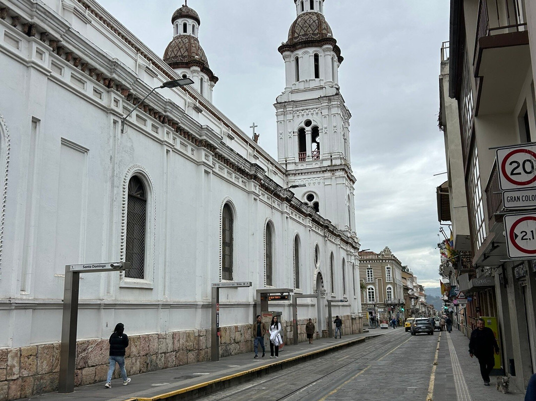 Iglesia de Santo Domingo-昆卡必去景点