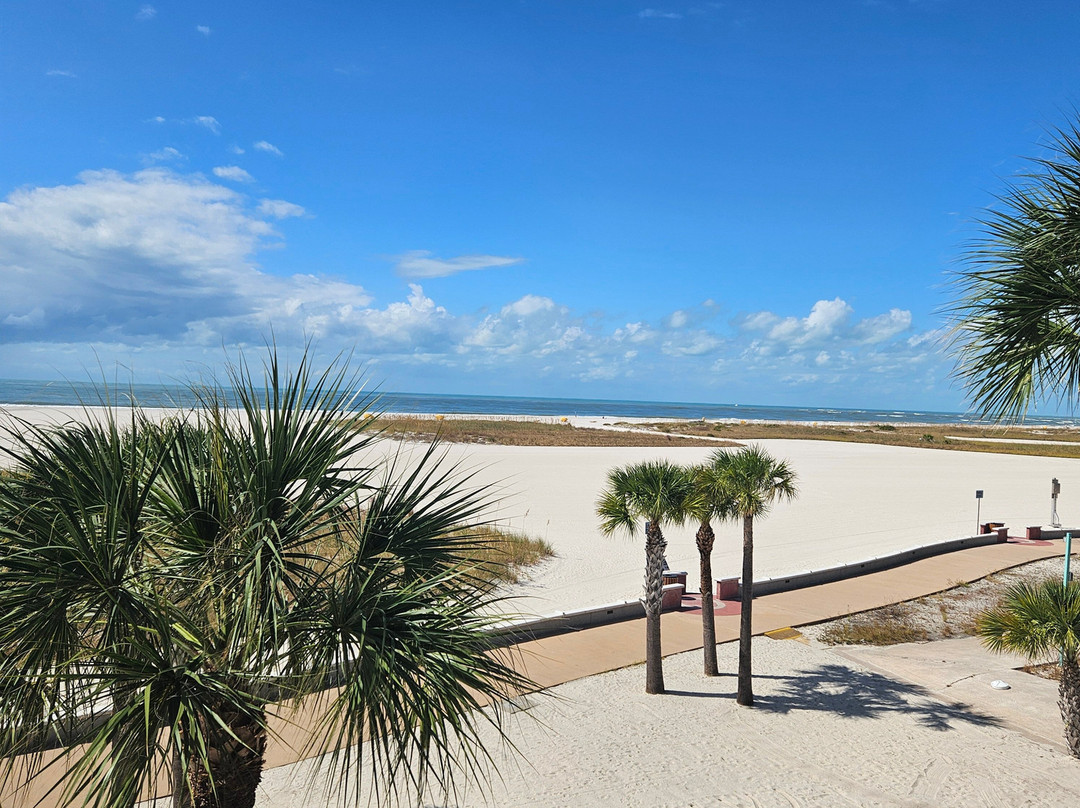 比尔马海滩度假酒店主图