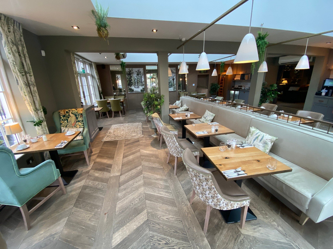 Royal Wells Hotel主图