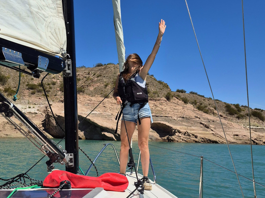 Alpataco Vinos y Cuero-门多萨必去景点