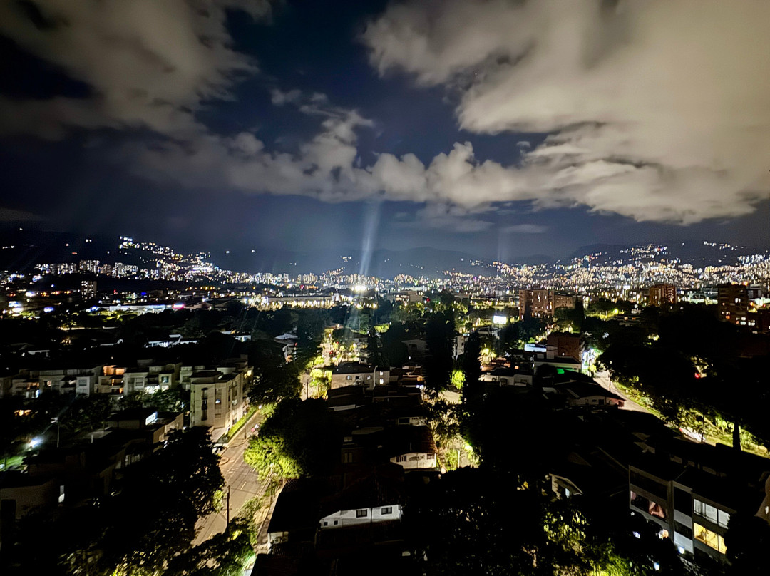 赛特斯酒店主图