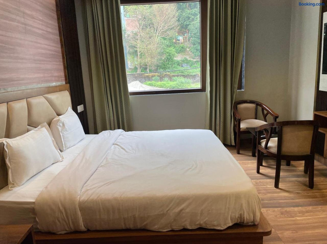 Hotel & Hostel Vimal Ganga