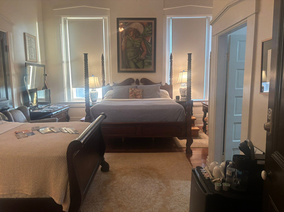 Bazsinsky House主图