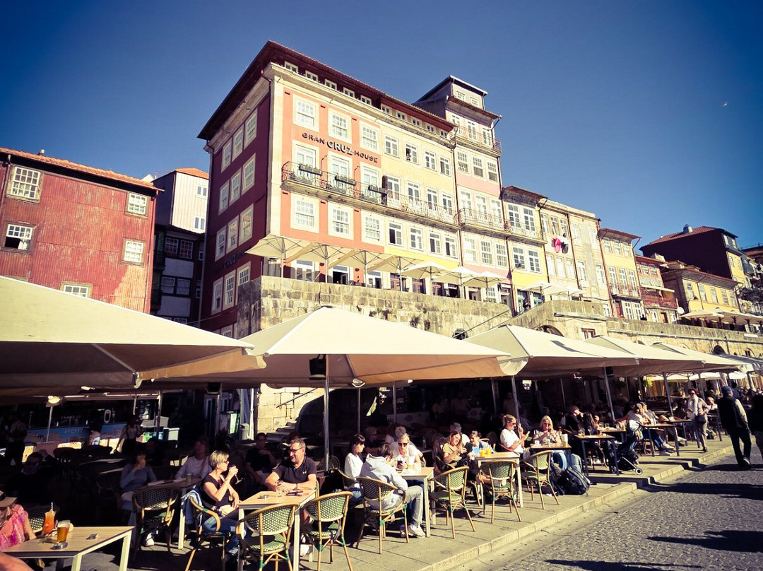 Praça Da Ribeira-波尔图必去景点