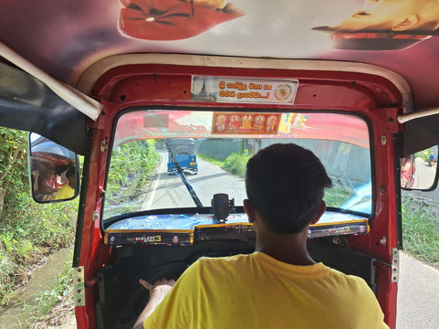 Karu Rent A Bike & Tours-加勒必去景点