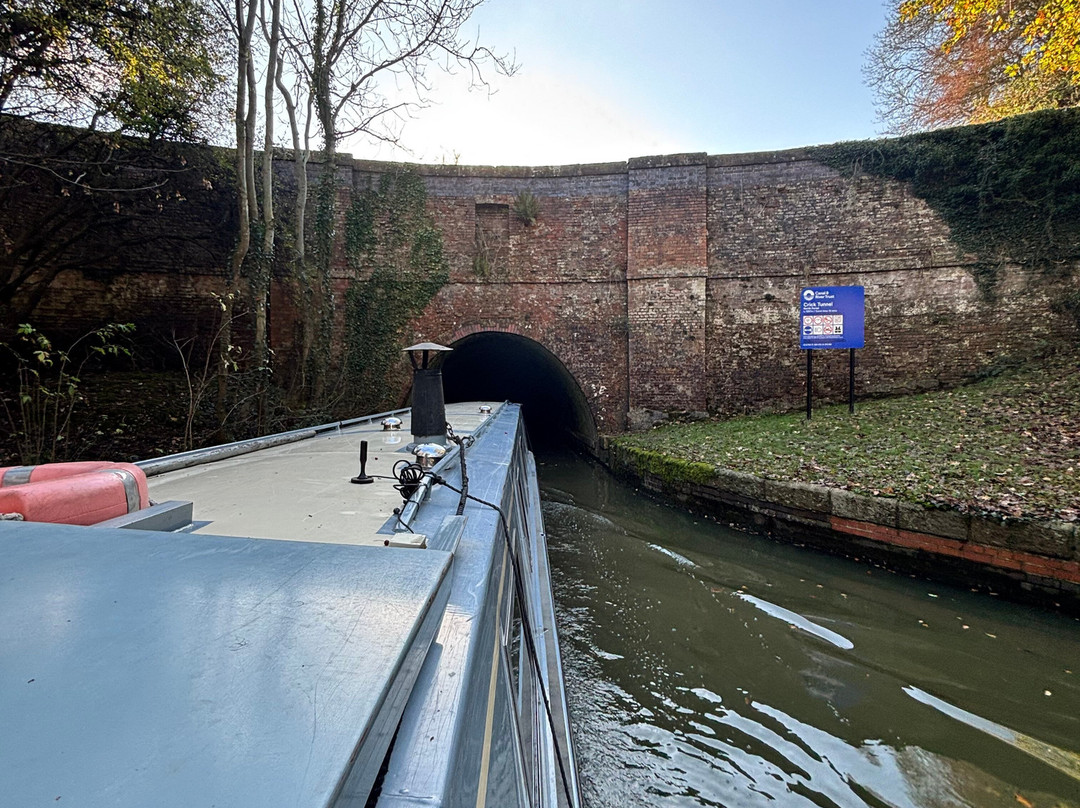 Boutique Narrowboats-马基特哈伯勒必去景点