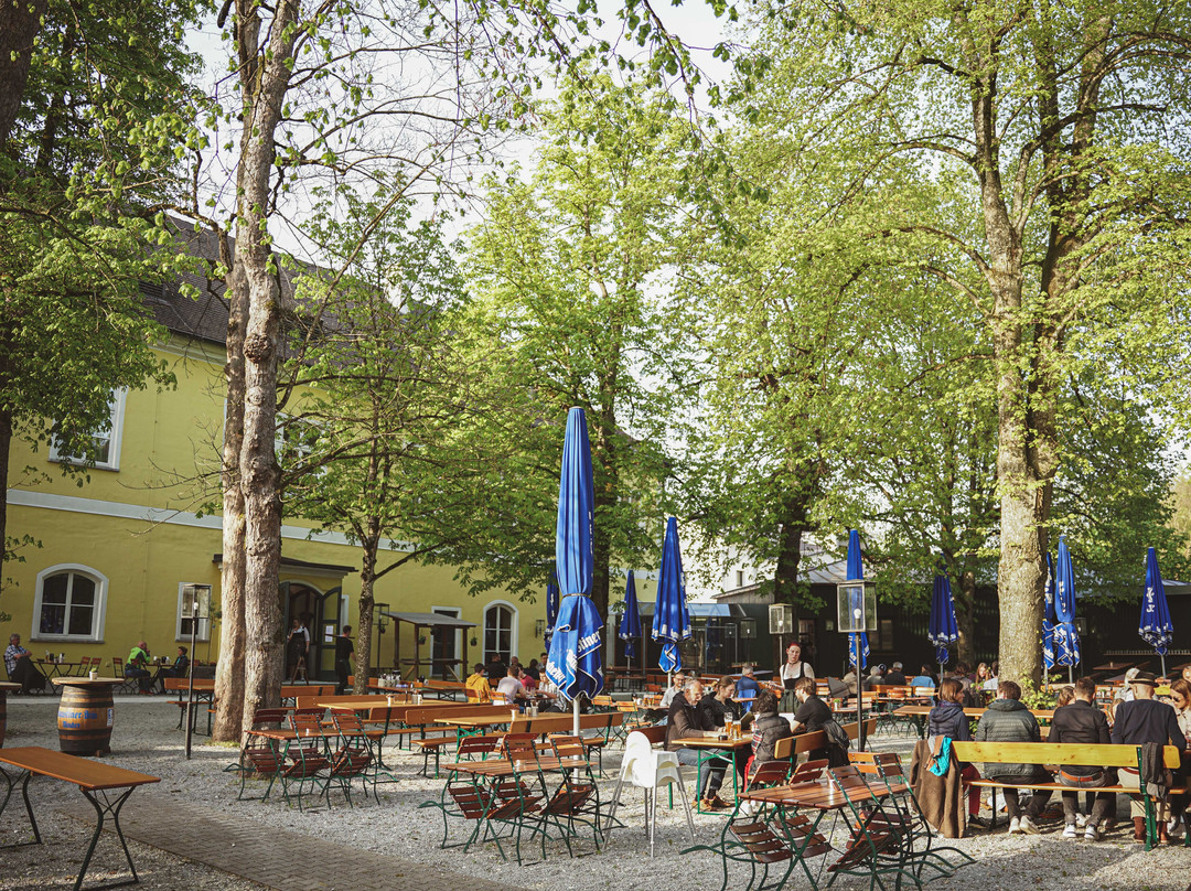 Adlkofen餐馆和美食-Tafernwirtschaft Schoenbrunn