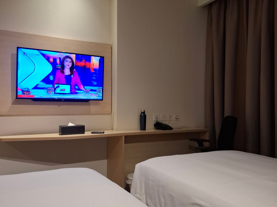 AYOLA LIPPO CIKARANG HOTEL主图