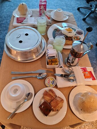 雅加达美丽殿酒店主图