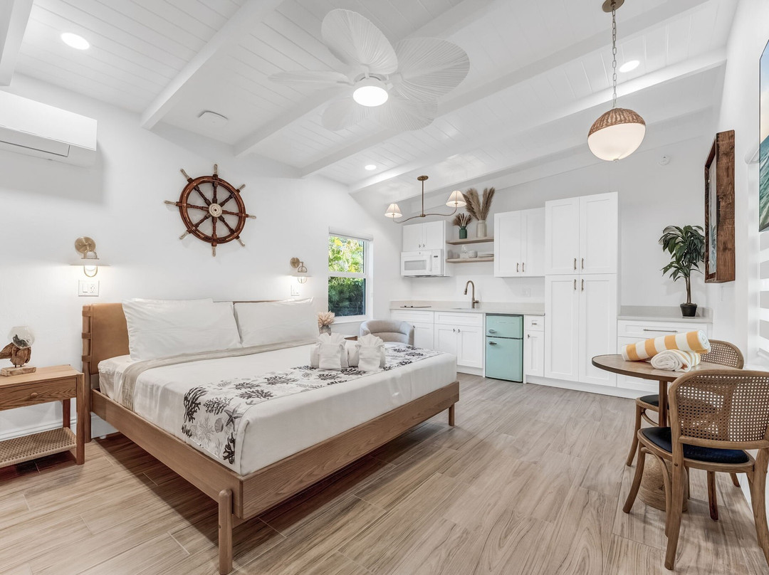 Anchor Inn & Cottages