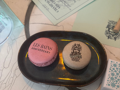 勒斯班斯巴黎酒店主图