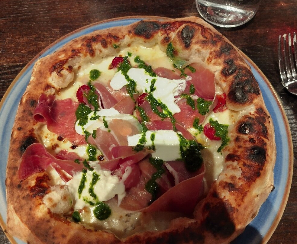 Mamá Restaurantpizzabar