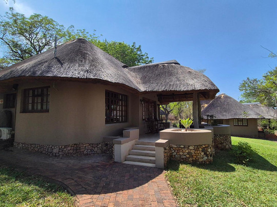 Milima Big 5 Safari Lodge主图