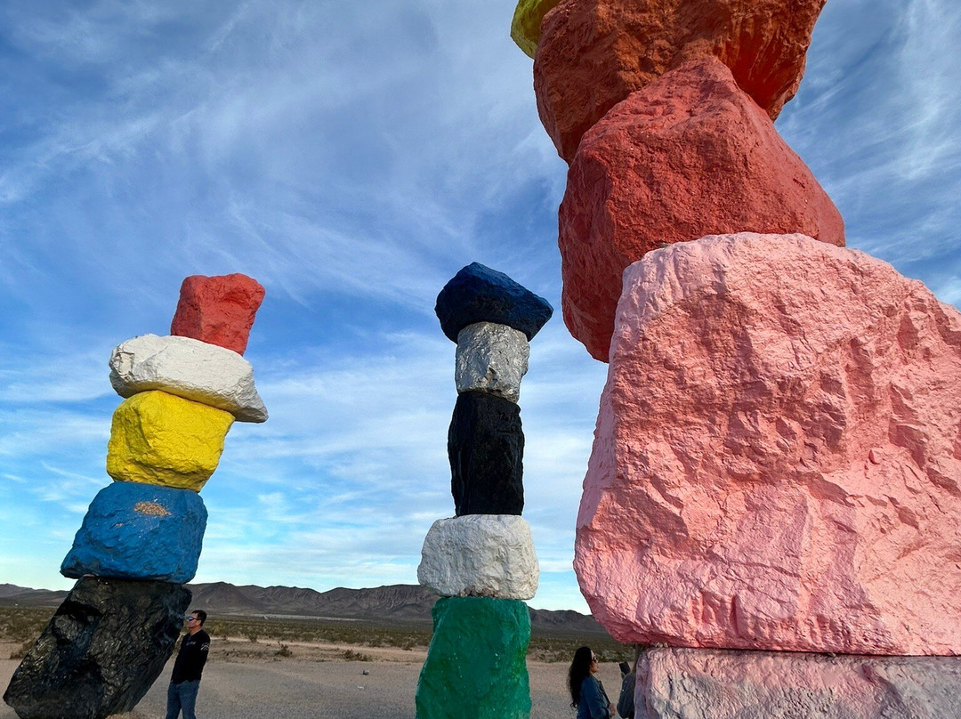 Seven Magic Mountains-Jean必去景点