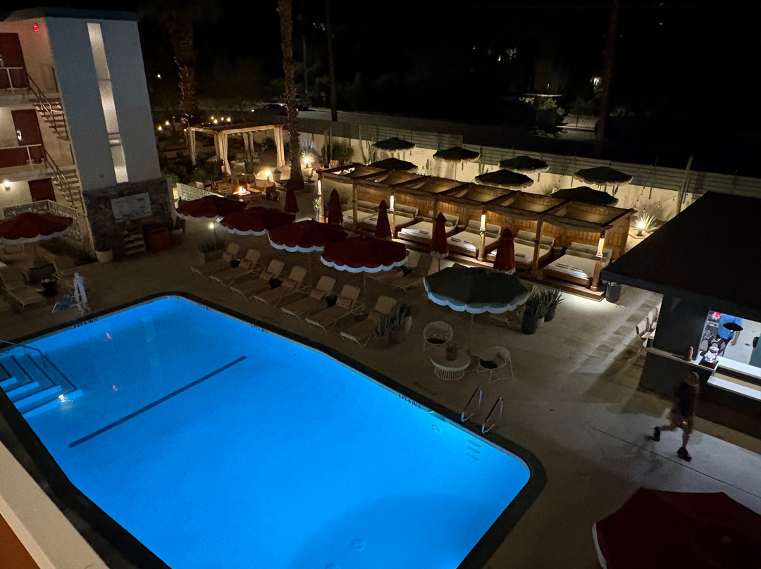 皇家太阳酒店主图