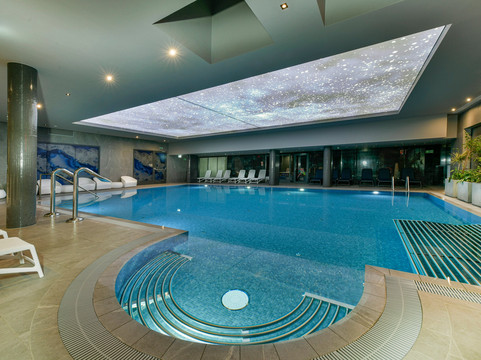 Factory Resort主图